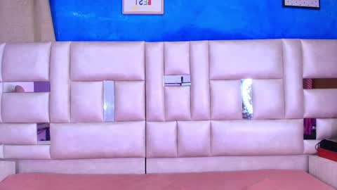 Emma online show from 09-16-25, 03:07