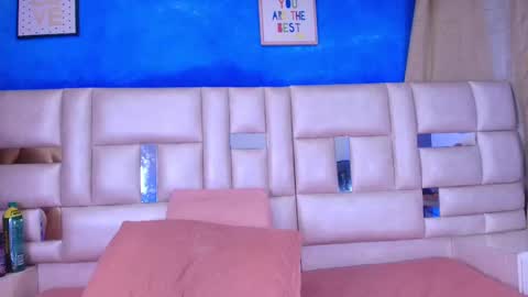 Emma online show from 09-17-25, 03:08