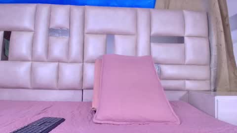 Emma online show from 10-02-25, 03:02