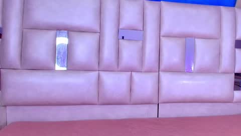 Emma online show from 10-03-25, 03:03