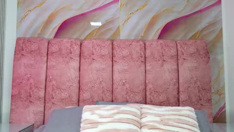 Emma online show from 02-04-26, 03:01