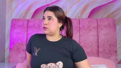Emma online show from 05-23-26, 03:34