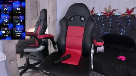 emma_dl2 online show from 12-22-25, 04:59