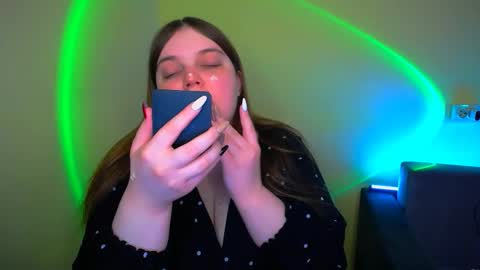 Eva online show from 09-15-25, 11:32