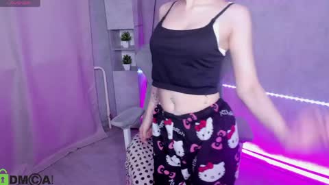 Emma online show from 05-17-26, 12:41