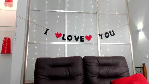 Snapshot of emma_flin chatting on 06-12-26, 05:06 Emma online show from 06-12-26, 05:06