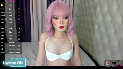 emma_fox23 online show from 11-11-25, 05:13