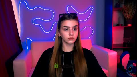 Emma online show from 04-27-26, 09:07