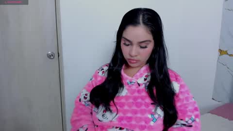 Emma online show from 04-17-26, 02:14