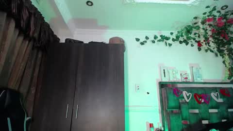 emma online show from 02-25-25, 12:58