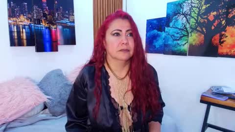 Emma 3 online show from 09-08-25, 08:19