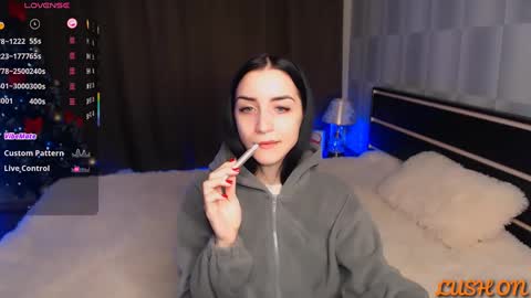 Emma online show from 01-28-25, 01:16