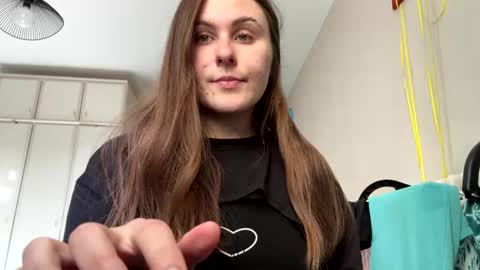 Snapshot of emma_just chatting on 02-15-25, 09:38 emma_just online show from 02-15-25, 09:38
