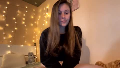 Snapshot of emma_just chatting on 02-20-25, 01:51 emma_just online show from 02-20-25, 01:51