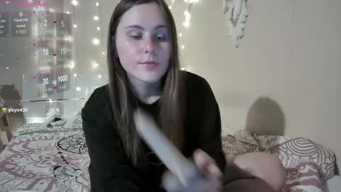 Snapshot of emma_just chatting on 09-13-25, 07:41 emma_just online show from 09-13-25, 07:41