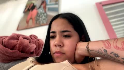 whises lits        online show from 03-10-25, 04:14