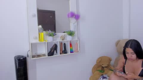 whises lits        online show from 10-09-25, 11:30