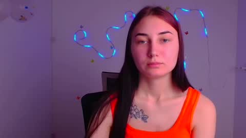 Emma online show from 03-11-25, 07:04