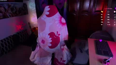 LUNA online show from 06-11-26, 02:53