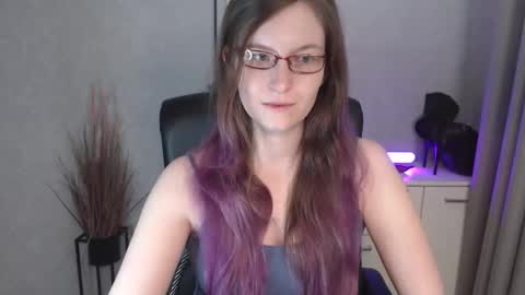 emma online show from 11-25-25, 06:35