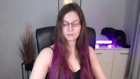 emma online show from 12-18-25, 07:03