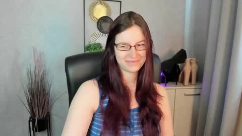 Snapshot of emma_lust94 chatting on 06-01-26, 05:20 emma online show from 06-01-26, 05:20