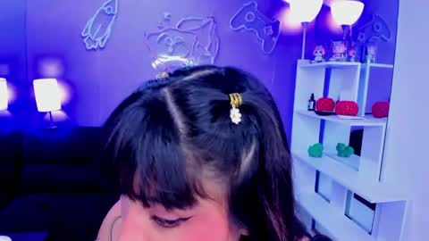 Snapshot of emma_monserratt chatting on 05-04-26, 11:17 Emma Monserratt online show from 05-04-26, 11:17