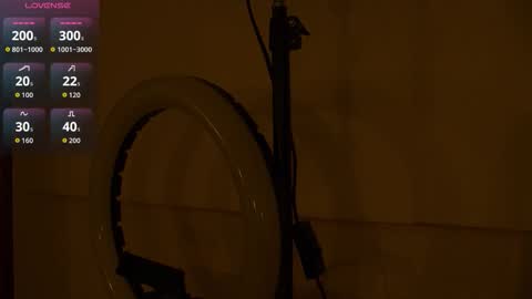 Snapshot of emma_morales_ chatting on 10-24-25, 12:08  Emma morales  online show from 10-24-25, 12:08