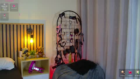  Emma morales  online show from 04-23-26, 01:24