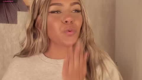 Emma Morgann online show from 02-24-25, 11:54