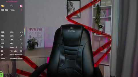 Emma online show from 10-23-25, 10:03