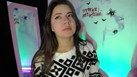 Emma online show from 10-30-25, 01:18