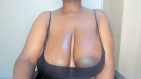 emma_remi online show from 10-25-25, 01:07