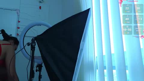 Snapshot of emma_revees chatting on 03-08-26, 03:16 EMMA REVEES online show from 03-08-26, 03:16