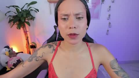 Snapshot of emma_rinaldi_ chatting on 04-20-26, 03:48 Emma online show from 04-20-26, 03:48