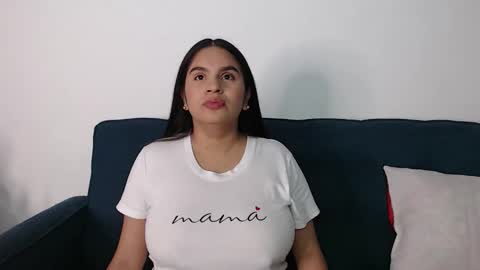 emma_saens online show from 11-19-25, 09:20