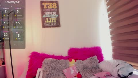 EMMA  online show from 04-18-26, 07:58