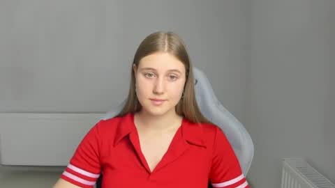Emma online show from 07-12-26, 12:07