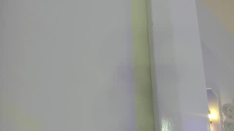 Snapshot of emma_torres__ chatting on 12-30-24, 11:59 Ema online show from 12-30-24, 11:59