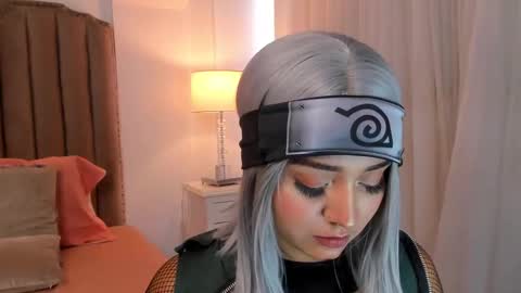 Snapshot of emma_torres__ chatting on 02-22-25, 12:08 Ema online show from 02-22-25, 12:08