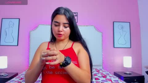 emma_whitee_ online show from 11-15-25, 12:56