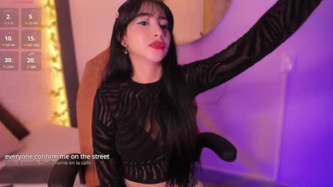 Snapshot of emma_woods__ chatting on 12-27-24, 12:34 emma_woods__ online show from 12-27-24, 12:34