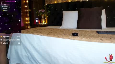 Snapshot of emma_xue chatting on 12-14-24, 01:28 Emma online show from 12-14-24, 01:28