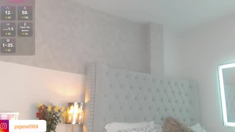 Snapshot of emma_zoe04 chatting on 01-28-25, 11:17 zoe  online show from 01-28-25, 11:17