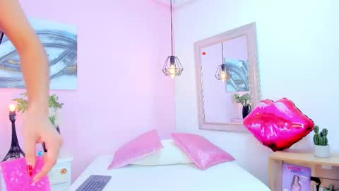 Emma  online show from 02-04-26, 08:58