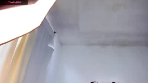 modelo independente online show from 02-03-26, 10:26