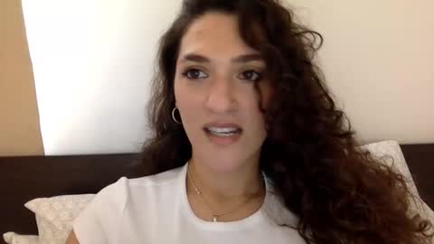 Emma online show from 01-17-25, 05:51