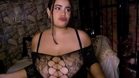 emmacamille2 online show from 01-09-25, 03:15