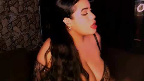 emmacamille2 online show from 02-23-25, 04:50