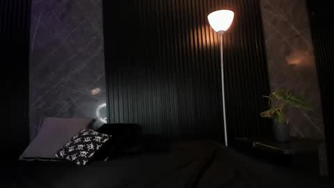 Snapshot of emmaclark_1 chatting on 11-15-25, 10:15 emmaclark_1 online show from 11-15-25, 10:15